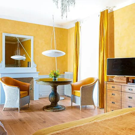 D'hotes Eden Ouest Bed & Breakfast