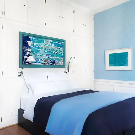 D'hotes Eden Ouest Bed & Breakfast 4*