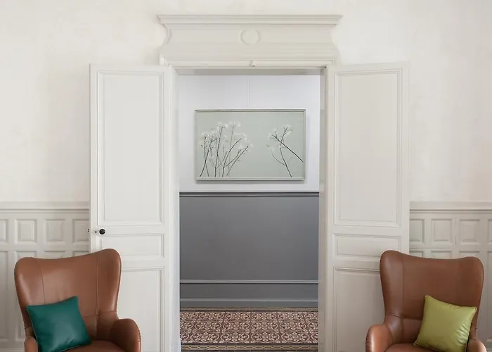 D'hotes Eden Ouest Bed & Breakfast 4*